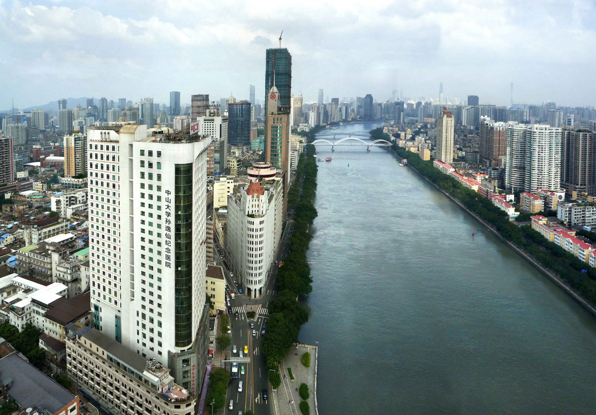 Hospital Introduction & Medical Care Guide 1 Building