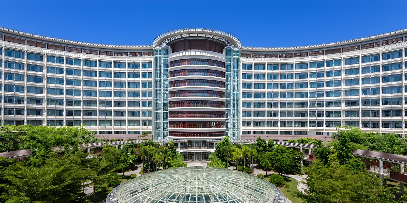 Hospital Introduction & Medical Care Guide 1 Building