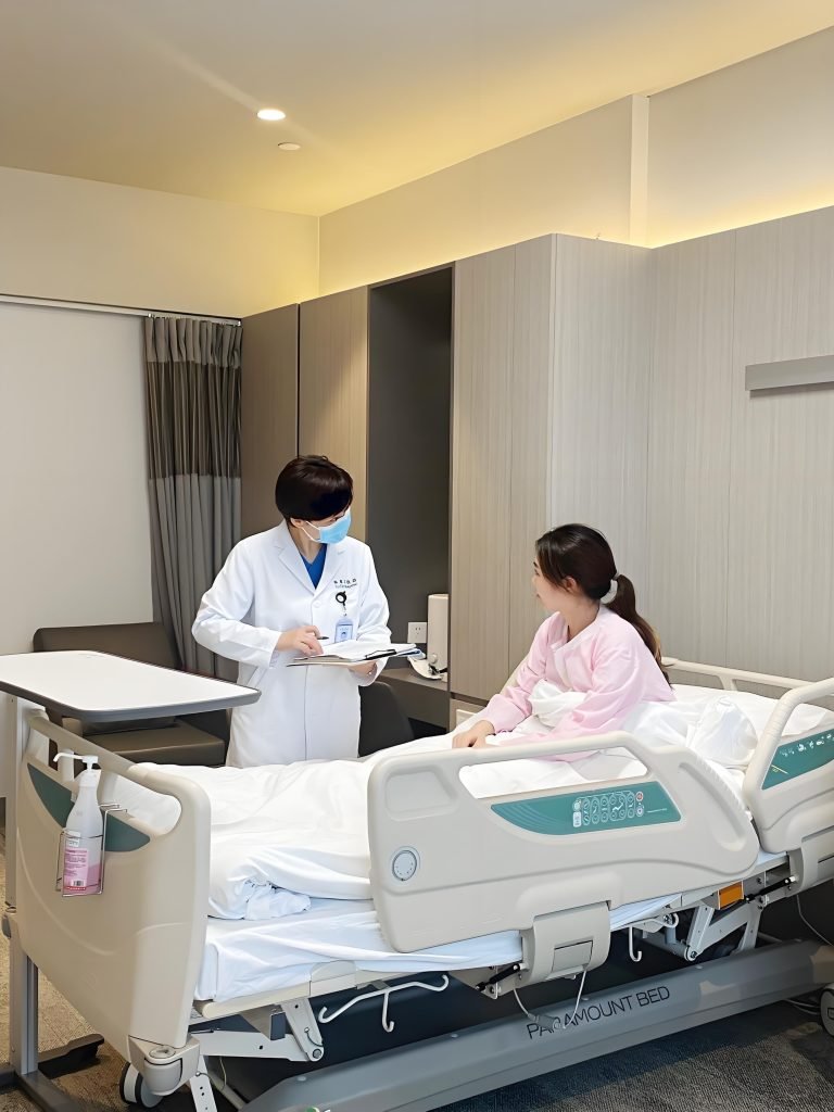 Chongqing Healthcare Tourism: A Dynamic City of Healthcare and Tourism 12 cqlf 3